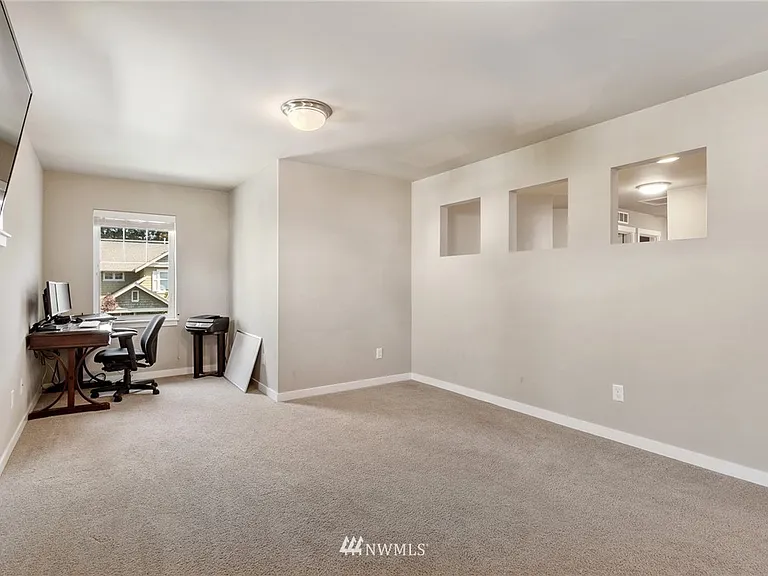 4803 NE 3rd Pl — Photo 26