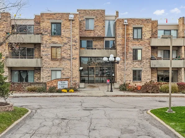 1926 Prairie Sq APT 103, Schaumburg, IL 60173