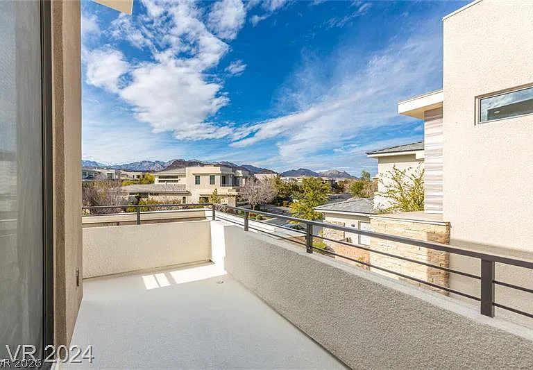 82 Grey Feather Dr — Photo 28