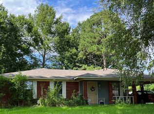 126 Perry Ave, Grenada, MS 38901