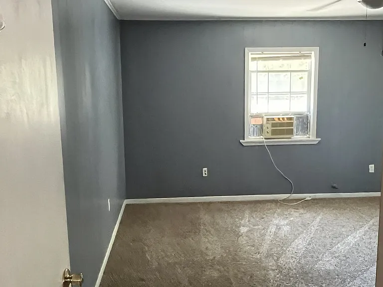 1019 Clay St — Photo 24