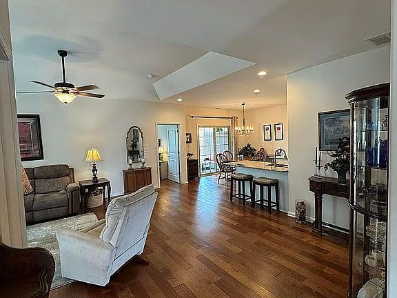 4th image of 237 Twin Springs Ct