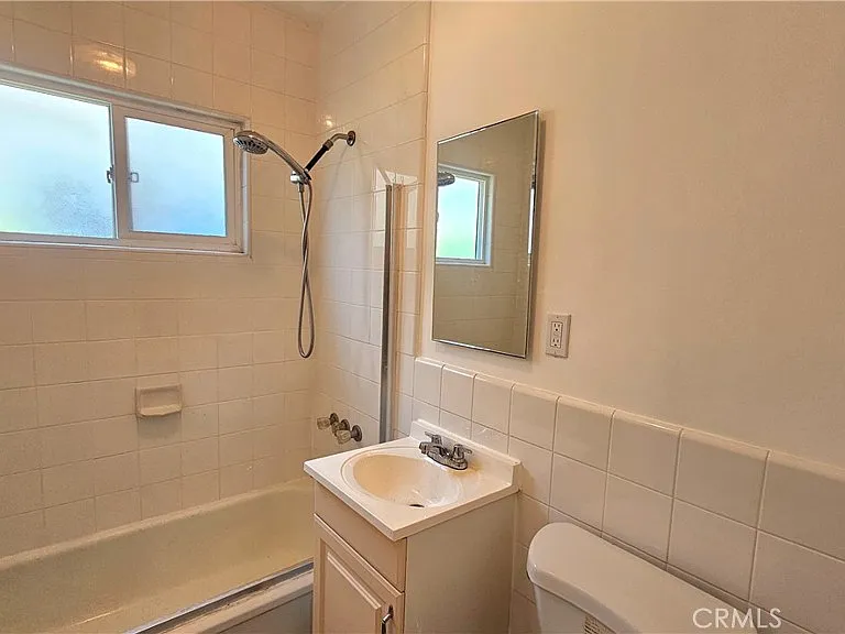 208 N Olive Ave — Photo 10