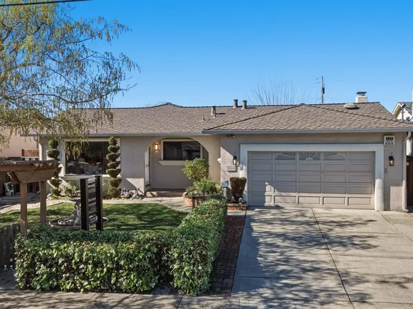 7060 Allegheny Dr, Dublin, CA 94568