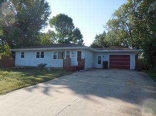 763 Hickory Ter, Keokuk, IA 52632