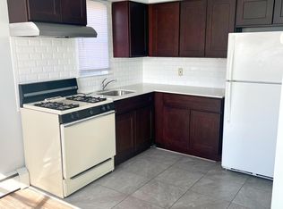 901 N 14th St APT 5, Allentown, PA 18102