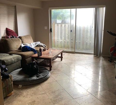 3rd image of 315 E Park St APT 4