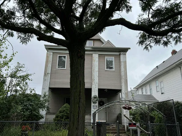 2204 16th Ave S, Minneapolis, MN 55404