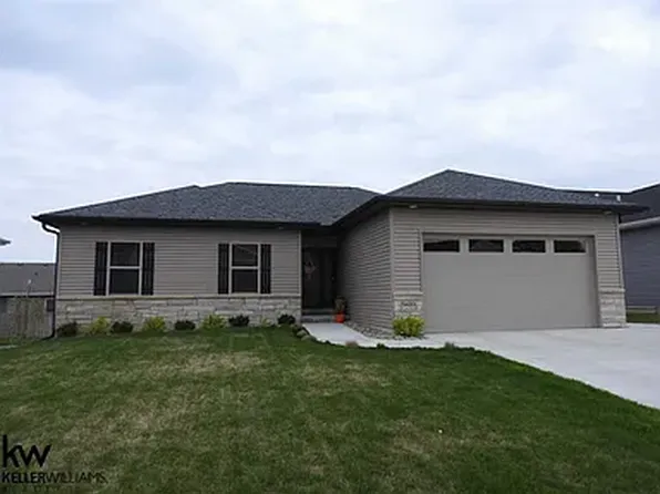 9420 Eagleton Ln, Lincoln, NE 68505
