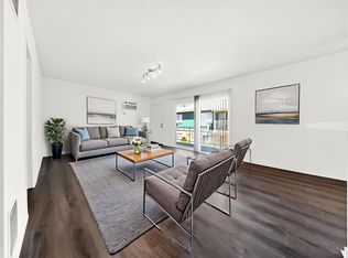 15114 Dickens St #15307, Sherman Oaks, CA 91403