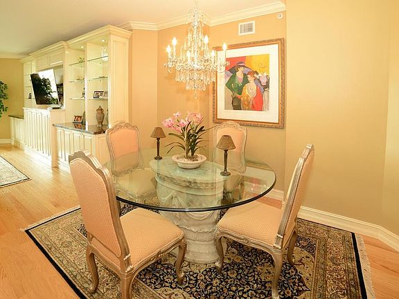 Home For Sale In The Landmark