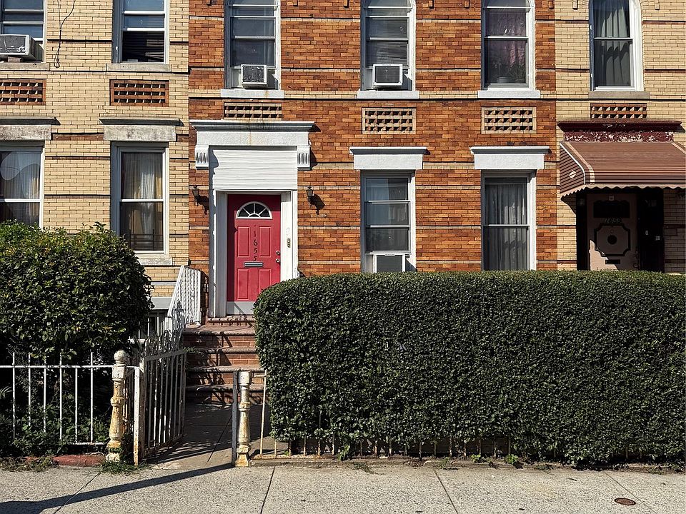 1st image of 1655 Lincoln Place