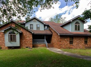 404 Boatswain Ct, Eutawville, SC 29048