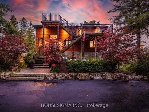 1046 River Rd E, Wasaga Beach, ON L9Z 2P6
