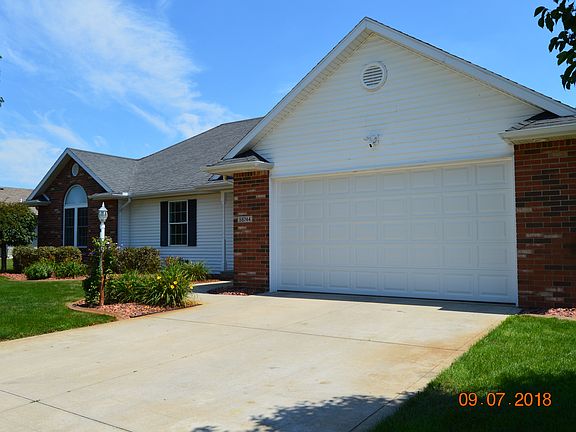 3rd image of 58744 Saint Marys Ln