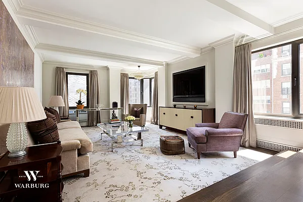 Sold by Warburg | media 1