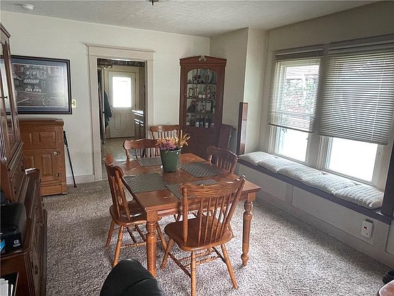 5th image of 3204 Wayne Ave