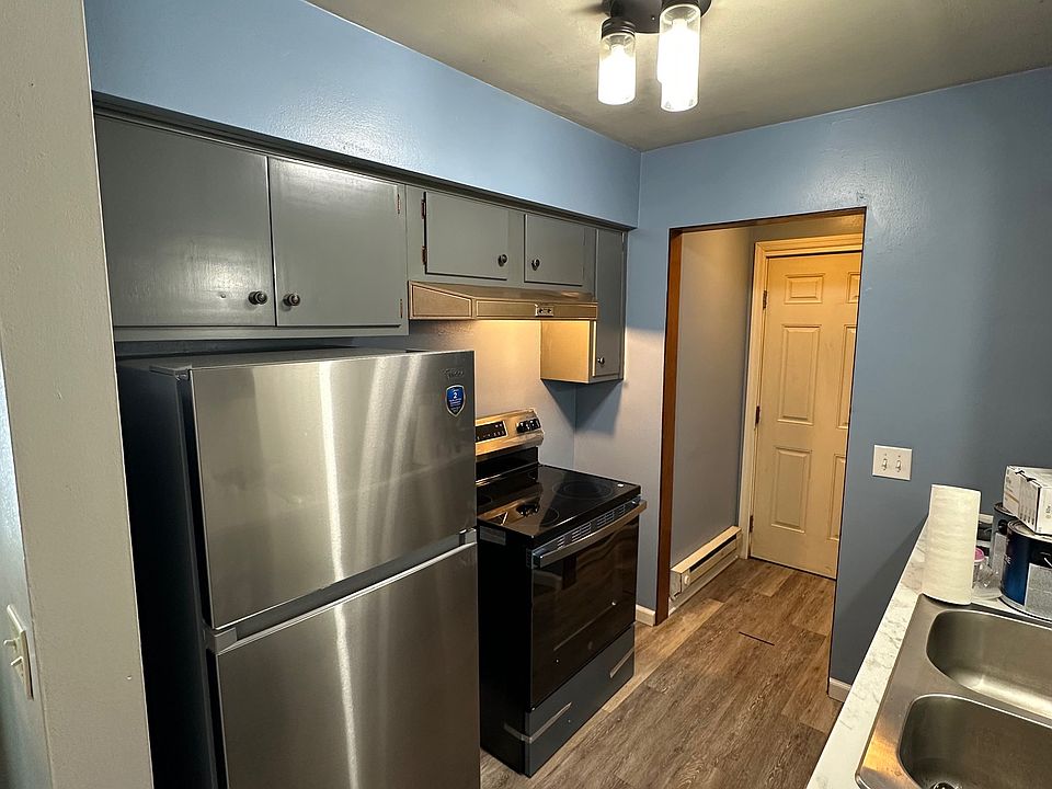 1st image of 39 Roosevelt Ave #2