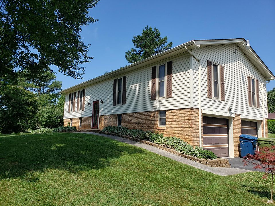 1st image of 6294 Woodcrest Dr