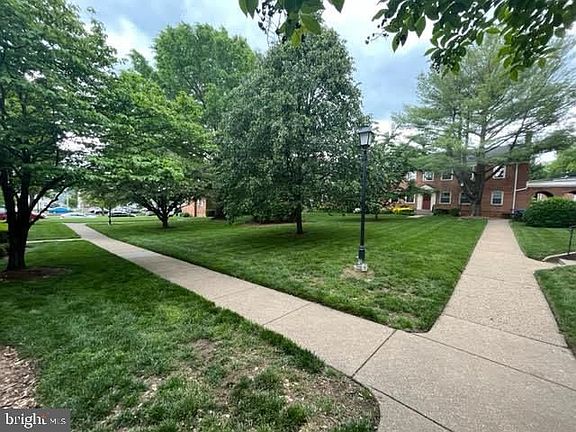 2nd image of 2803 Arlington Blvd APT 101