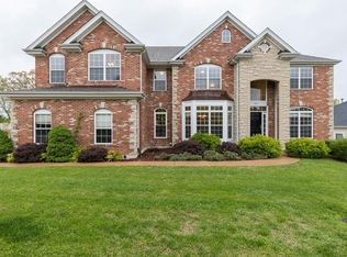 1360 Mallet Hl, Ballwin, MO 63021