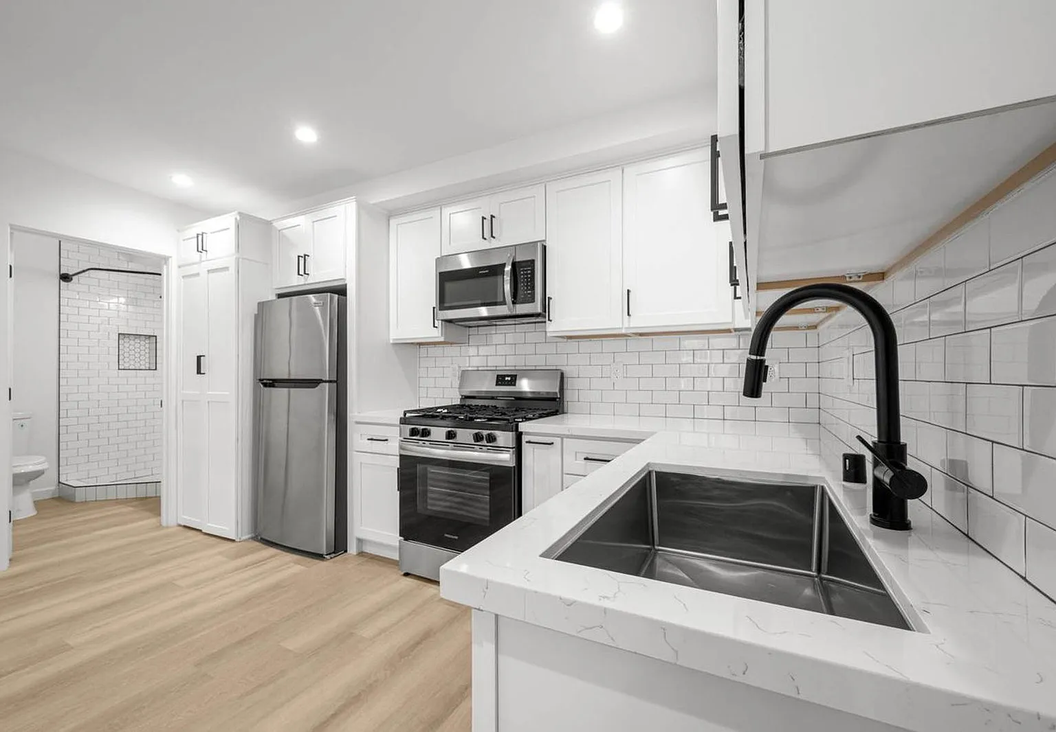 1 bed, 1.0 bath, 500 sqft, $1,795 — Photo 4