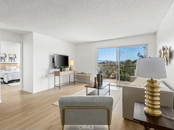 3337 Punta Alta Unit 2B, Laguna Woods, CA 92637