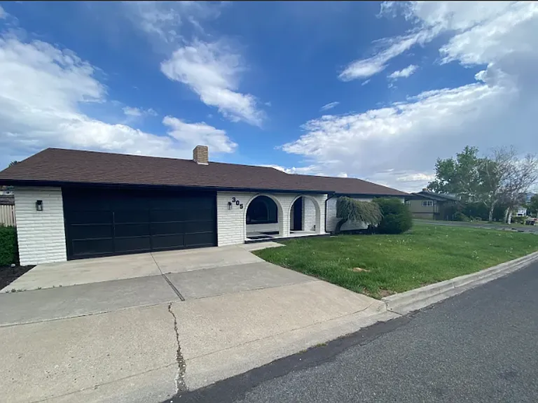 305 N 50th Ave — Photo 17