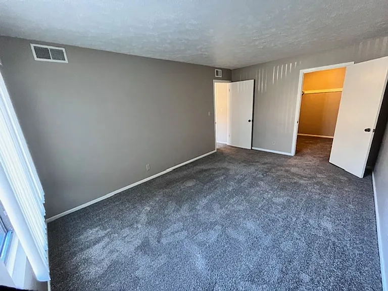 Plaza 93 Apartments — Photo 164