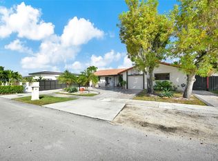 Superior Homes Sec 1, Miami, FL 33182