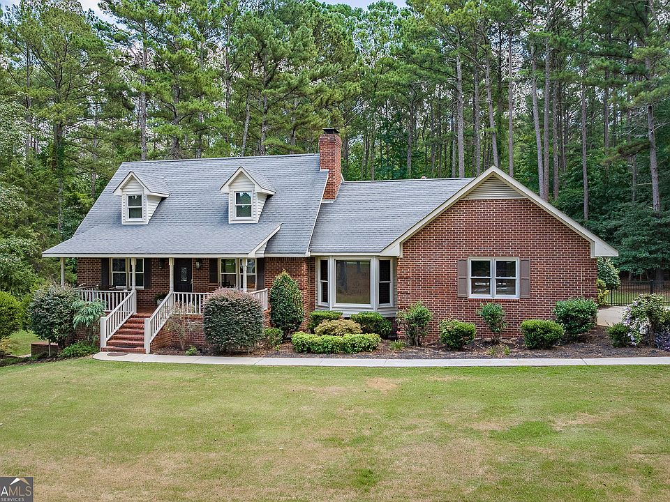 1st image of 112 Hidden Lake Dr