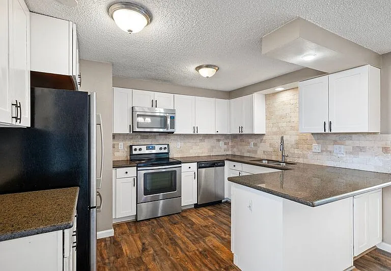 2577 Elysium Ave — Photo 29