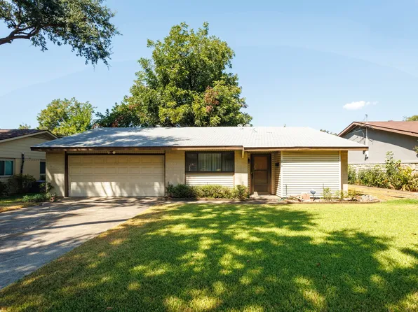 2919 Bergen Ln, Farmers Branch, TX 75234