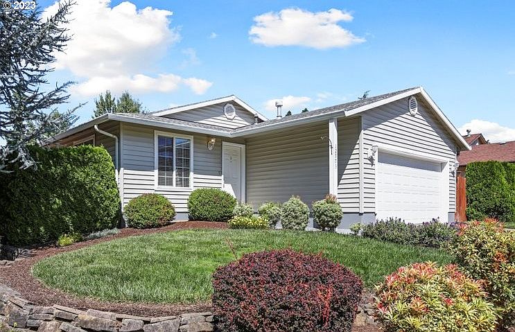 1st image of 12973 Carmelita Pl