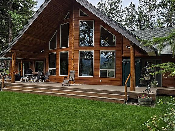 2nd image of 64 Lillooet Dr