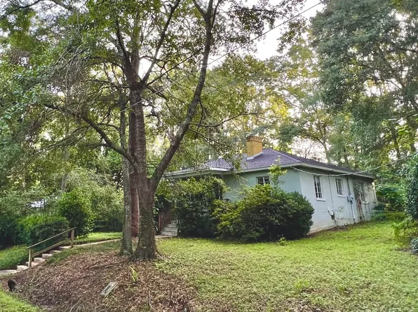 2318 Amelia Cir, Tallahassee, FL 32304