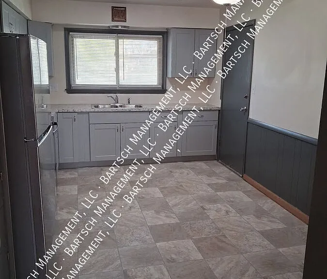 4118 N 91st St #3 — Photo 3