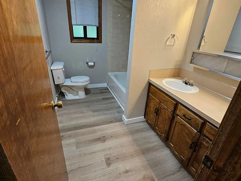 241 S Bruce Ln — Photo 15