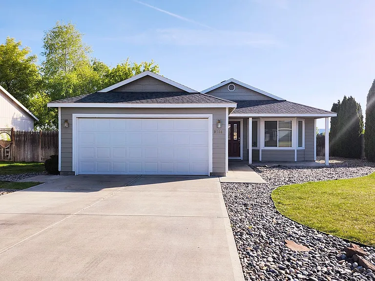 9704 Welsh Dr — Photo 1
