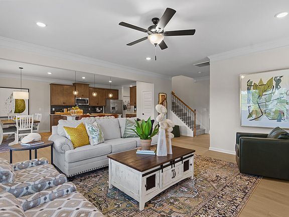 7th image of this home