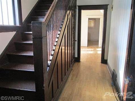 5th image of 980 Lavette Ave