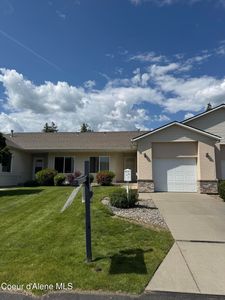 941 W Woodlawn Dr, Hayden Lake, ID, 83835