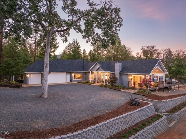145 Lomas Rd, Jacksonville, OR 97530