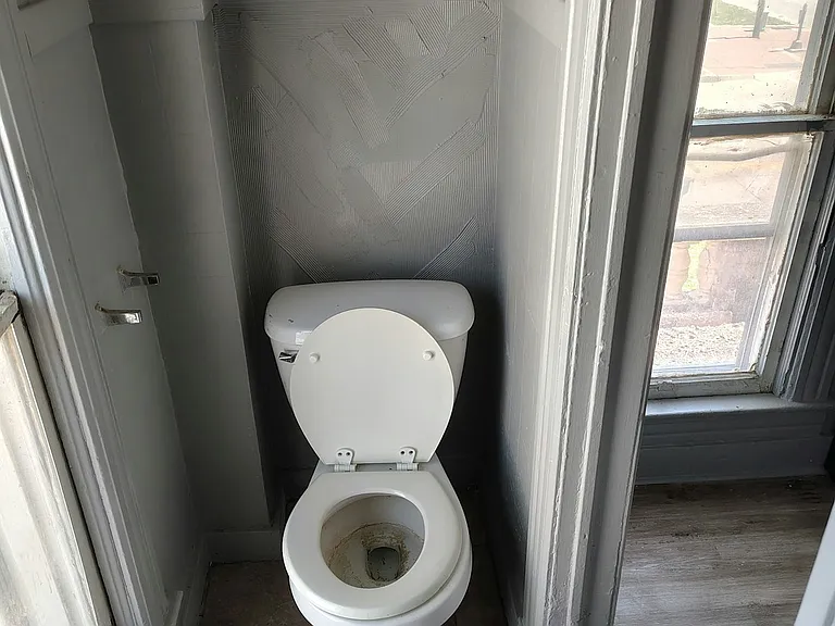 128 Lafayette St #2 — Photo 3