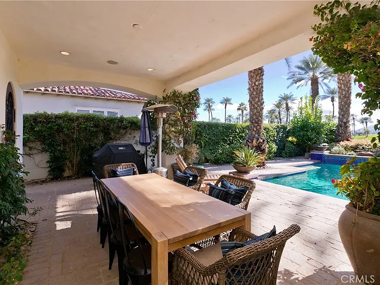 56145 Village Dr — Photo 44