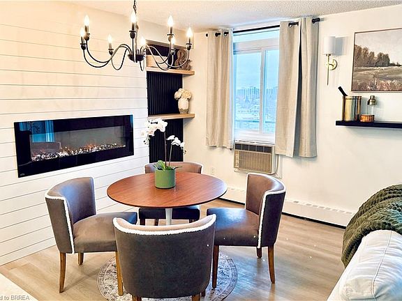 5th image of 640 West St #908