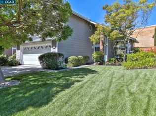 7786 Crossridge Rd, Dublin, CA 94568