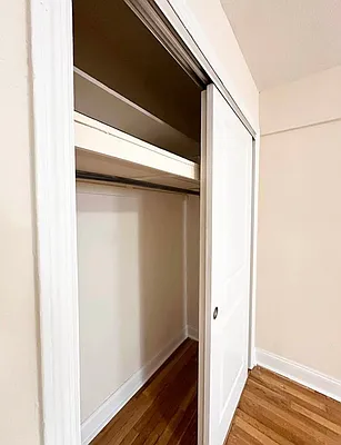 Rented by Premier One Realty LLC | media 5