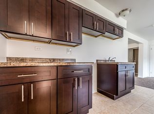 6921 S Cornell Ave #2306672, Chicago, IL 60649