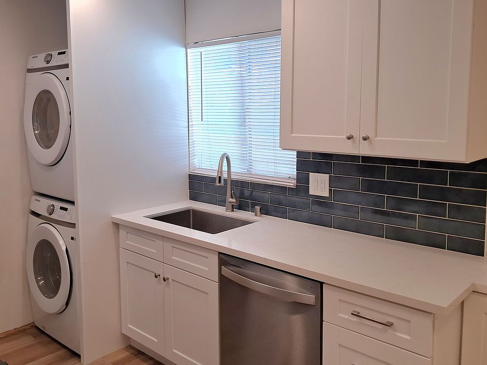 Lots of Counter Space